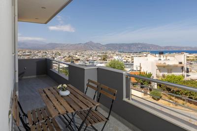 Heraklion Boutique 2 Bd Seaview Apt Floor 2