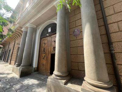 Regal Riggio Apartment