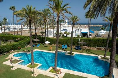 Appartement dans le port de la Duquesa