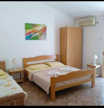 Kralj Apartments