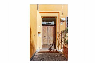 Lux Vaticana Suite