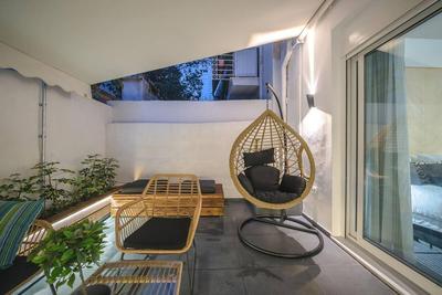 Small minimal paradise in the center of the city