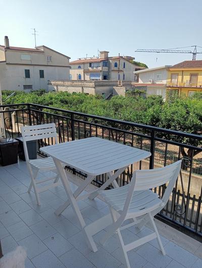 casa LULU due minuti dal mare