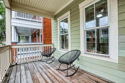 Near Starland & River St - Private Patio & BBQ - Parking
