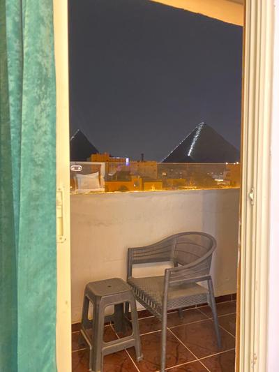 Middel East pyramids view inn