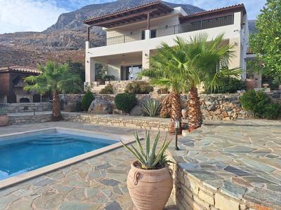 Evgoro - Mountain View with private pool and spa