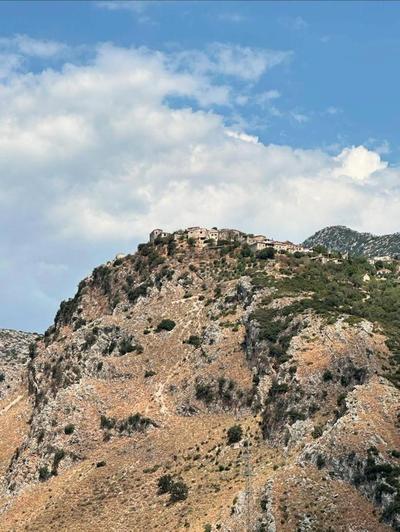 Polyxeni Apartments & Rooms