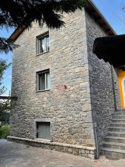 Vitina Number 5 House