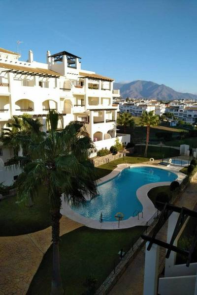 Top Floor Apt Close To Duquesa
