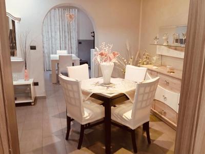 Mely House