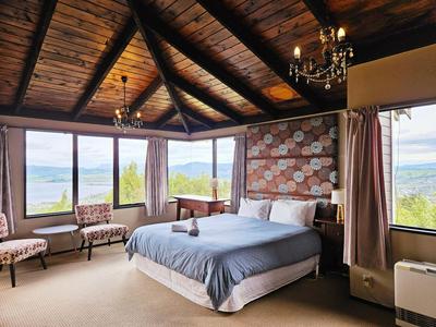 Aorangi Mountain Lodge