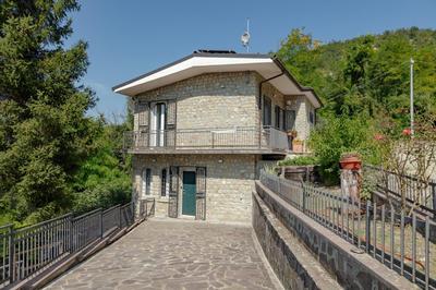 Villa Allegra Apartments in The Nature
