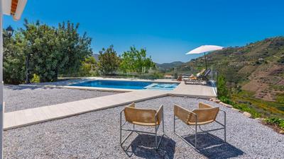 Villa Serena Cómpeta by Ruralidays