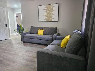 Homey 2BR Home Near DT&Airport