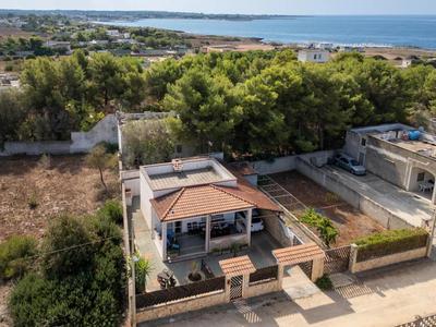Villa Poseidon clima e parking