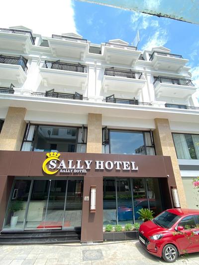 Sally hotel