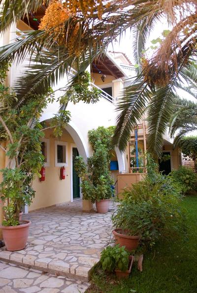 Katerina Pool Apartments