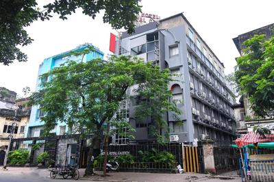 FabHotel Sky Yard - Park Circus 7 Point