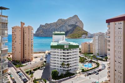 Apartment with a stunning view of Peñon de Ifach - By Welcomely