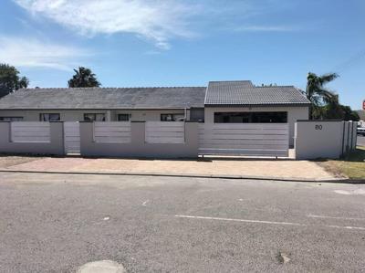 Family holiday home to rent