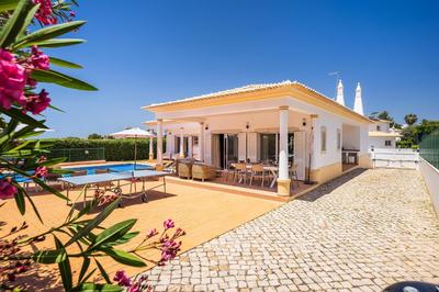 Villa Ericeira by OCvillas