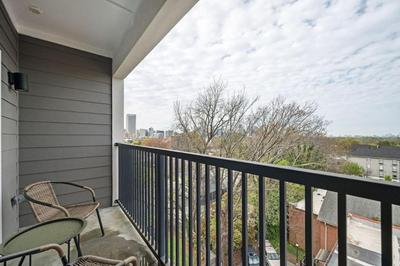 Luxury New Penthouse Roof Balcony Washer Dryer B406