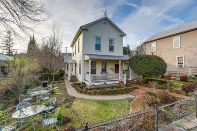 Romantic Victorian Getaway The Fox