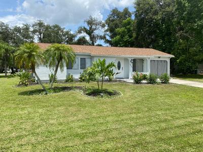 Family Retreat in Tropical Oasis