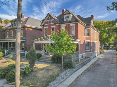 4 Bed Townhome near Goodale Park