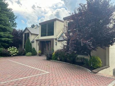 STAFFORD ESTATE in Charming Gladwyne