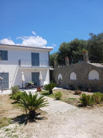 Casa Vacanza Tra Uliveti E Mare