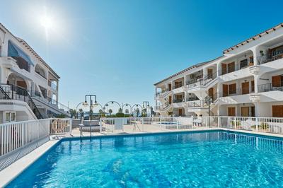 Los Naufragos Beach apartment - By Welcomely