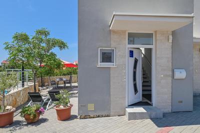 Apartments for 12 with 2 private pools