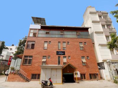 Hotel O HKH Homes Near Royal Meenakshi Mall