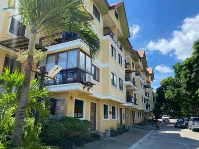 Club Balai Isabel Recto 102 Lakeshore Room