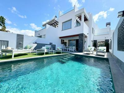 Welcome to Villa Bali a luxurious modern getaway