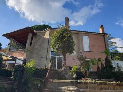 Guest House G & G
