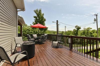 Lake House Retreat - Private Hot Tub