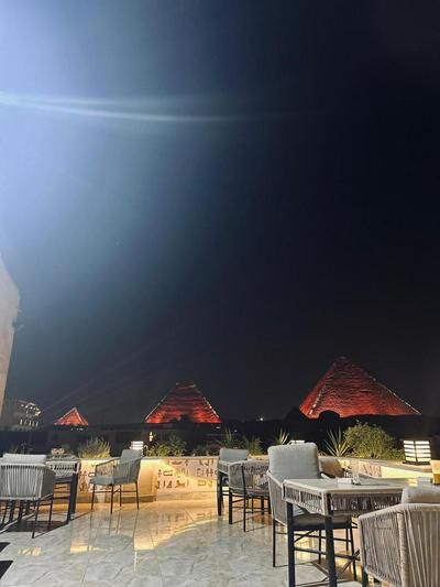 Queen Ash Pyramids View Inn