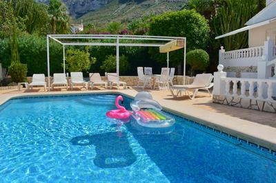 Unique villa piscine vue mer et montgo impasse privée