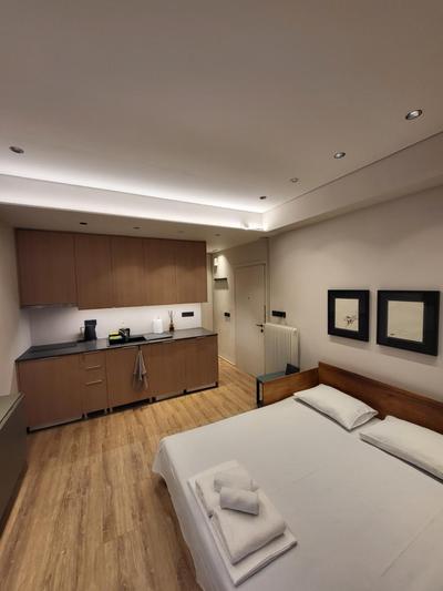 Cozy Kolonaki Studio