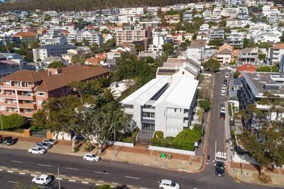 Urban Retreat in the heart of Green Point