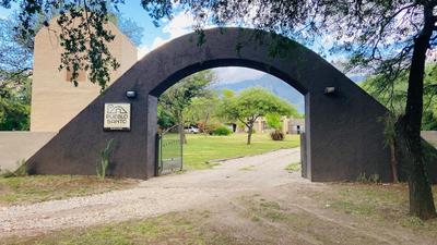 Pueblo Santo, Cabañas & Suites