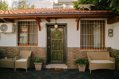 Peaceful Villa in New Bazaar