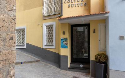 Coltur Suites