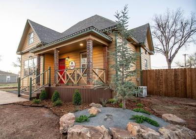 Ralphie's House Chickasha - Fiber WIFI - 4 Bedroom!
