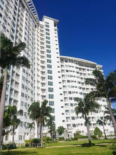 Staycation budget room