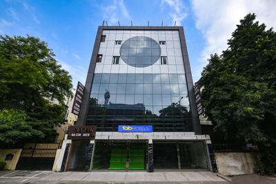 FabHotel Mona Continental - Nr Laxmi Nagar IT Hub