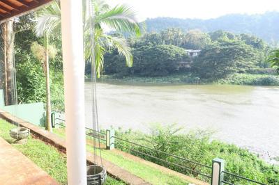 Riverview Glass Room