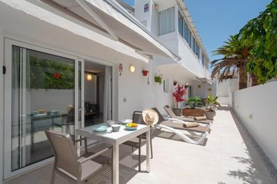 Noa Apartment